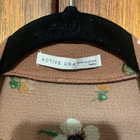 Office blouse - Picture 3 of 4